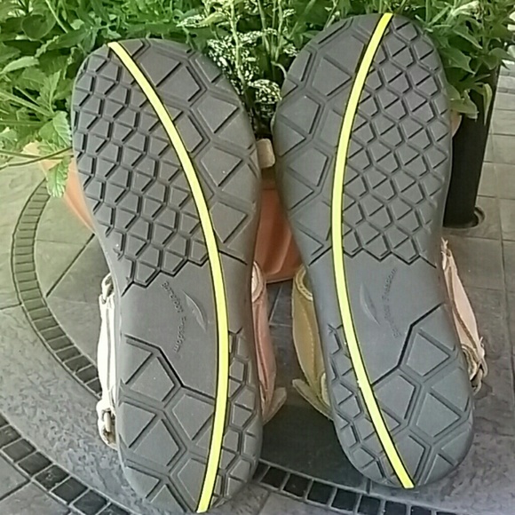 Barefoot Freedom Sandles New - Picture 4 of 8